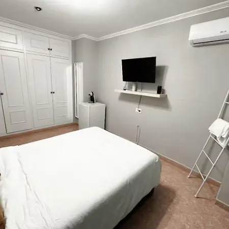 Casa de hóspedes Habitación En 10 Agost Alicante